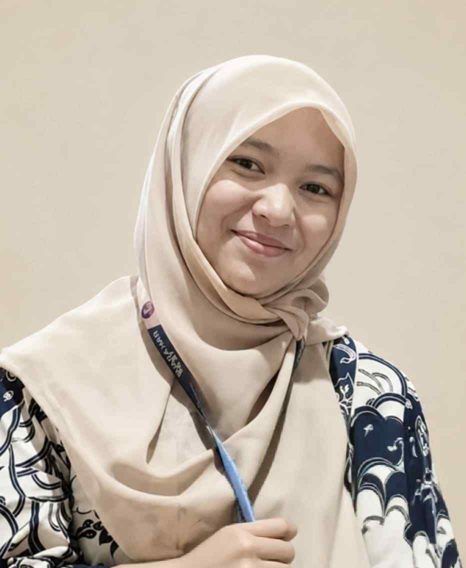 dr. Sanya Savira